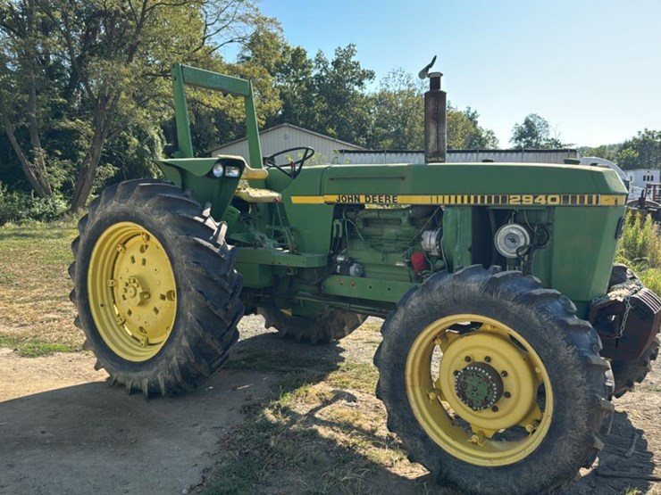 john-deere-2940-image-10
