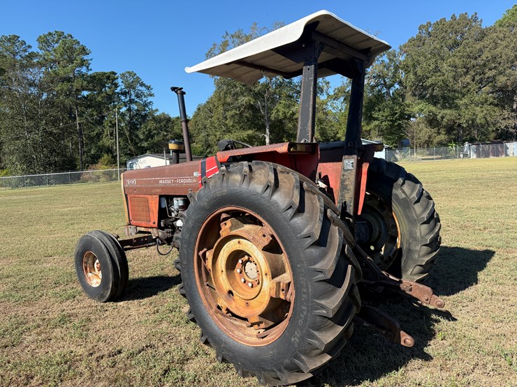 massey-ferguson-399-image-3
