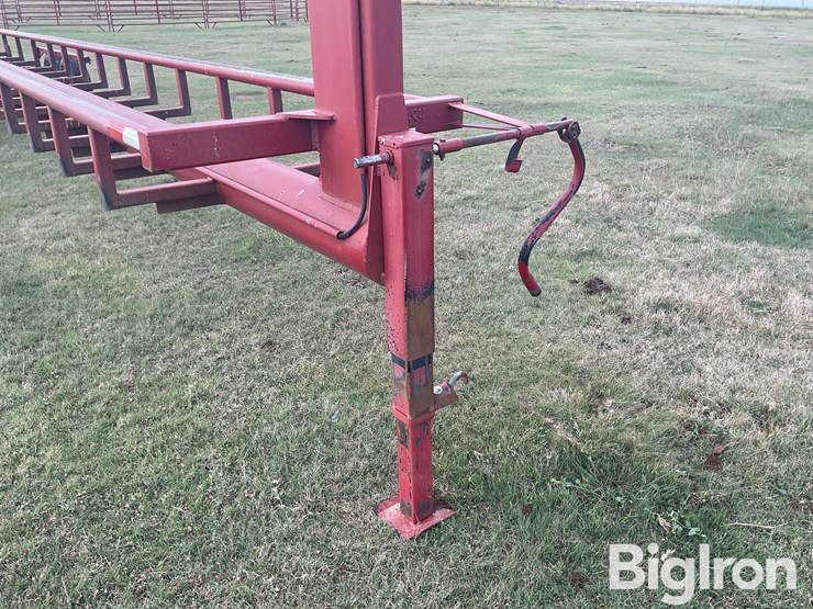 hay-liner-round-bale-mover-image-14