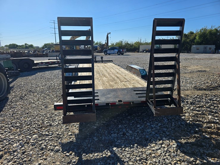 #22365-•-2016-trailerman-equipment-trailer-image-12