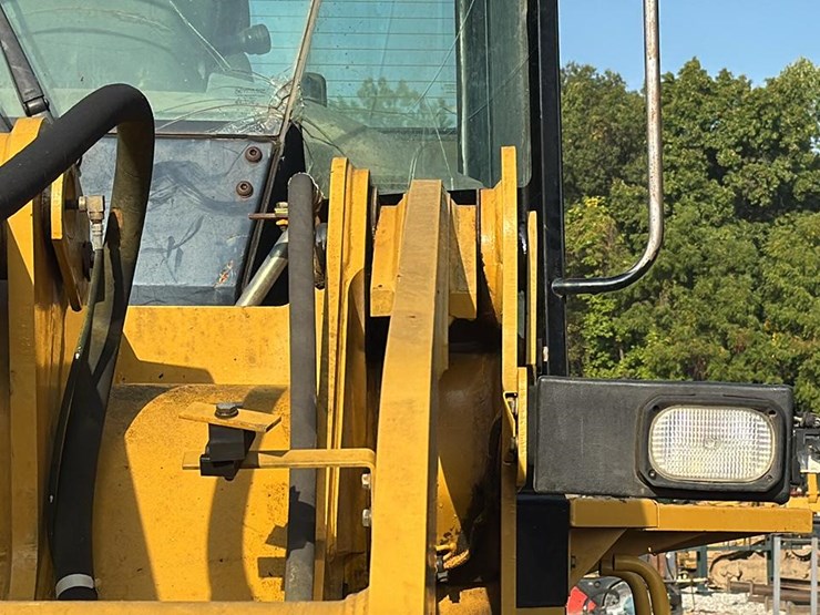 2007-caterpillar-928g-image-18