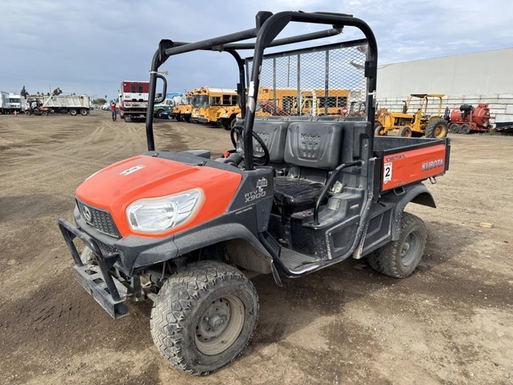 2017-kubota-rtv-x900-image-1