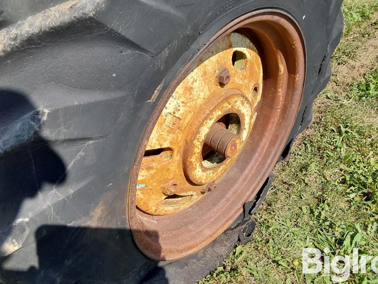 1949-massey-harris-30-image-19