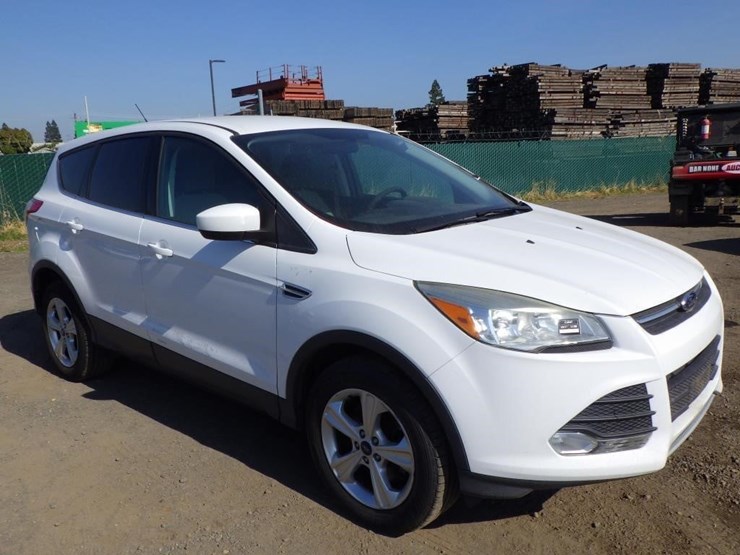 2013-ford-escape-image-2