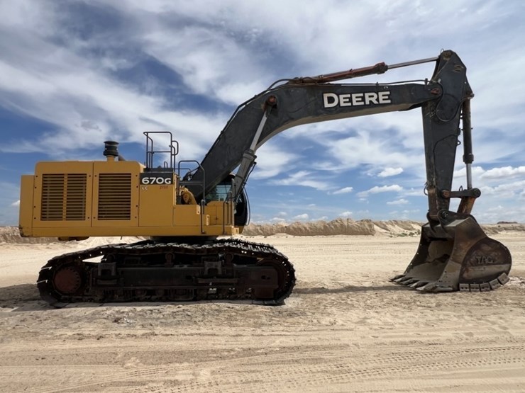 2018-deere-670g-lc-image-6