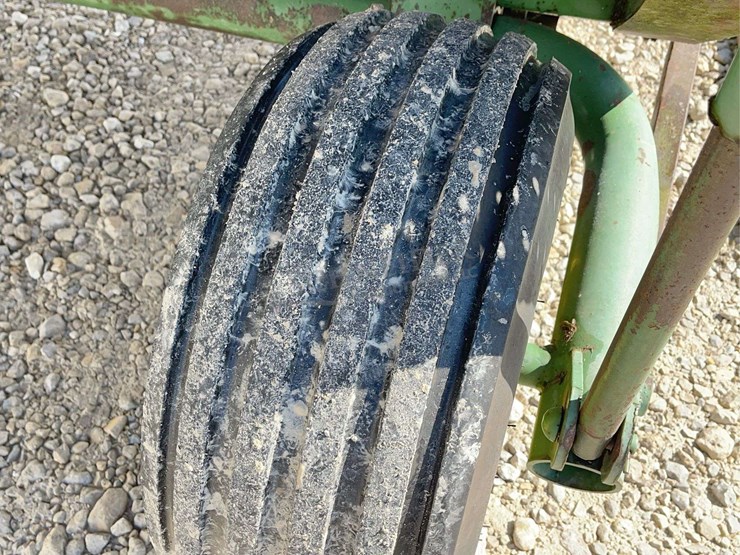 john-deere-1219-image-23