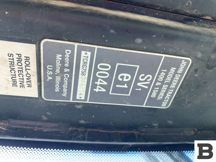 john-deere-1445-image-40