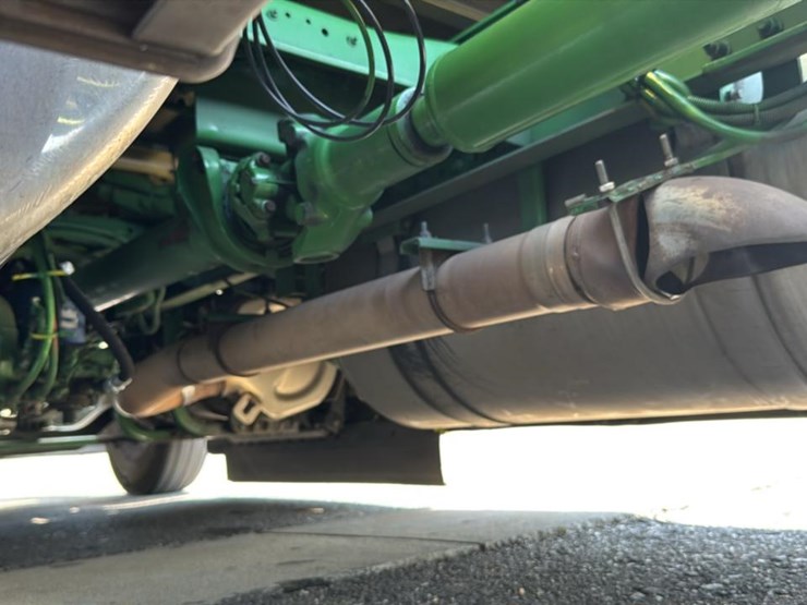 2023-peterbilt-579-image-47