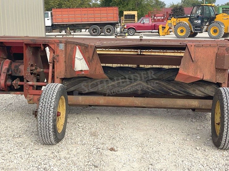 new-holland-474-image-7