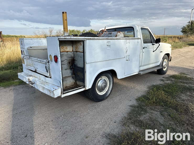 1984-ford-f250-image-5
