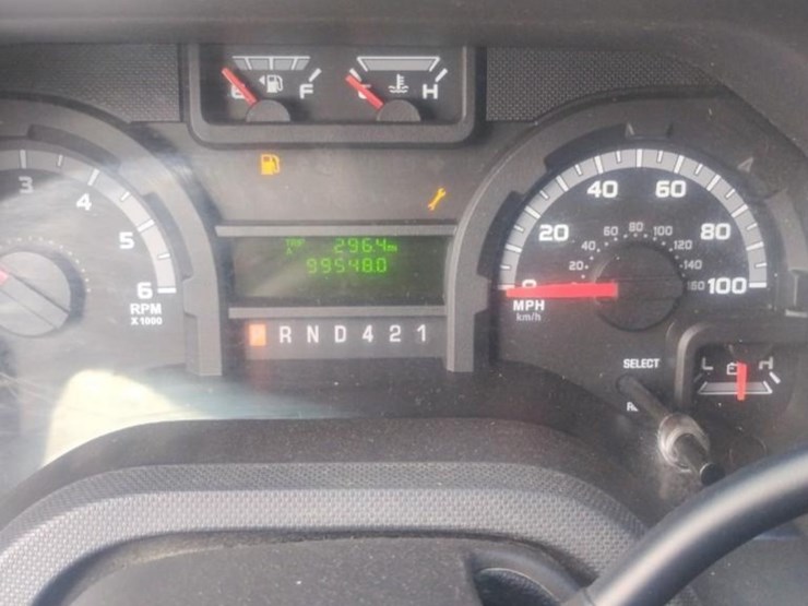 2019-ford-e450-image-17