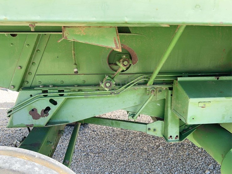 john-deere-4425-image-34