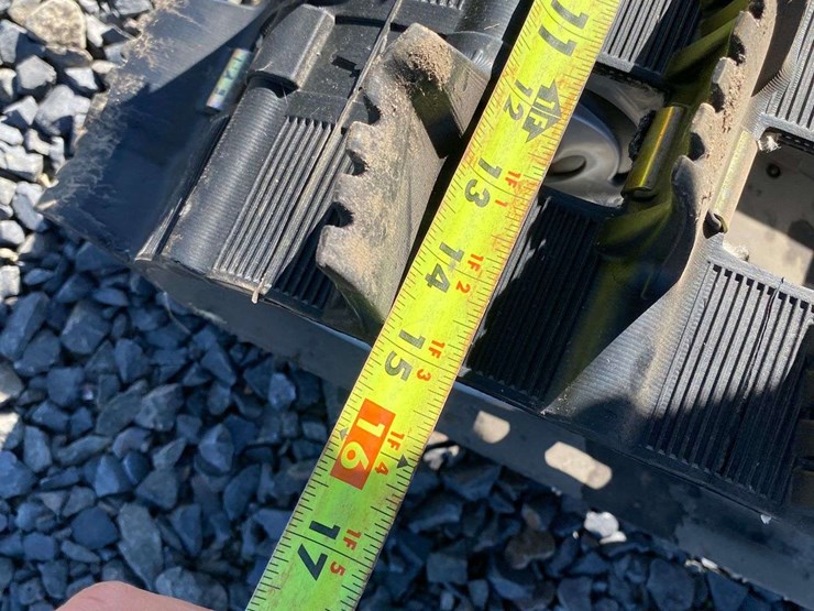 2005-polaris-rocky-mountain-king-snowmobile-image-19