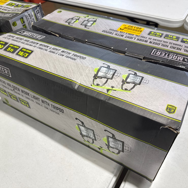 #26198 • Lot of Master Electrical Halogen Work Lights w/Tripod