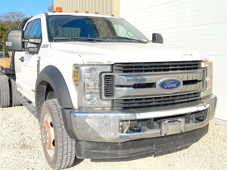 2018-ford-f450-image-9