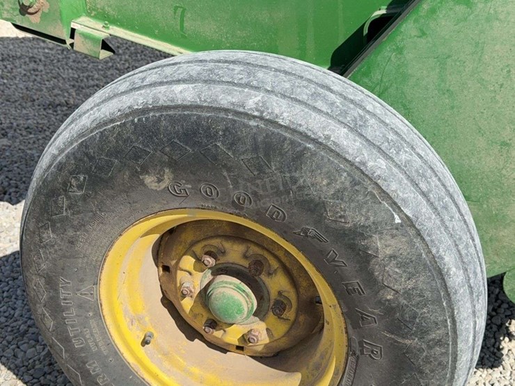 john-deere-458-image-25