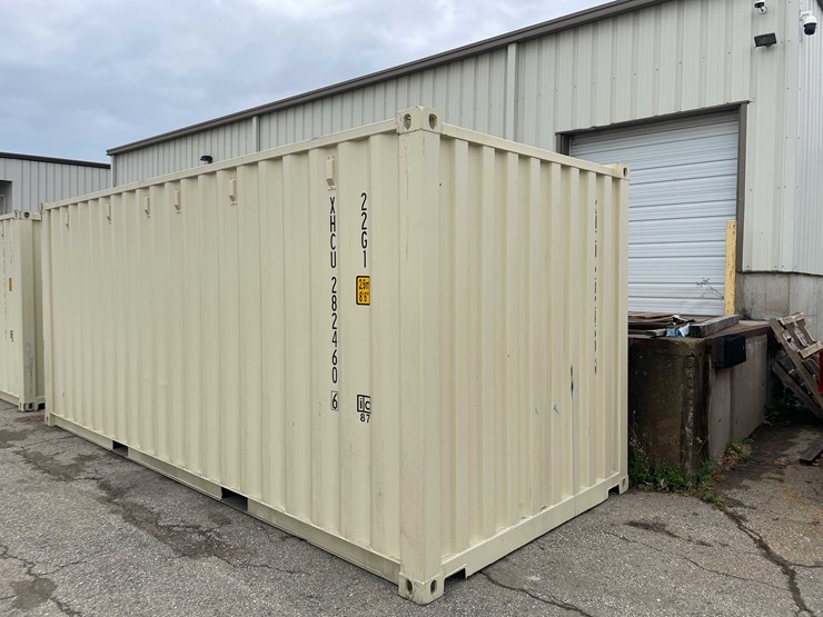 #1385-•-20'-shipping-container-(of)-image-4