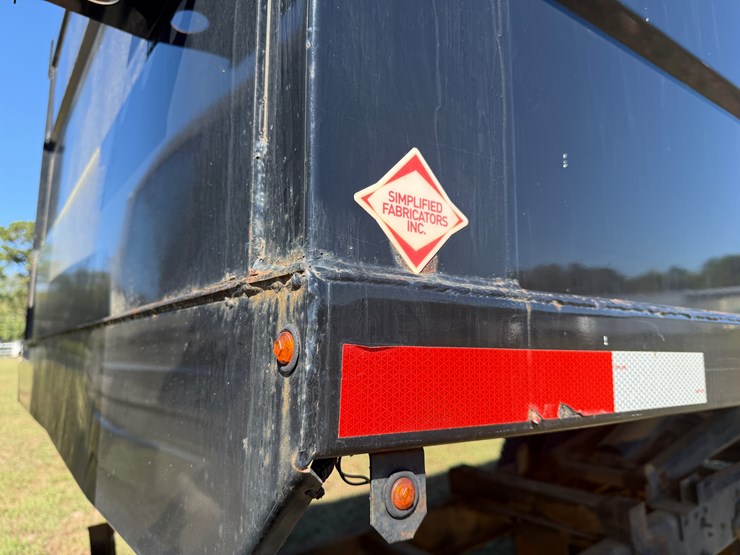 2013-international-durastar-4300-image-37