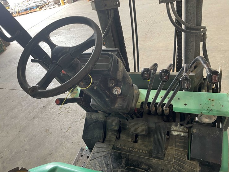 mitsubishi-fgc30k-image-33