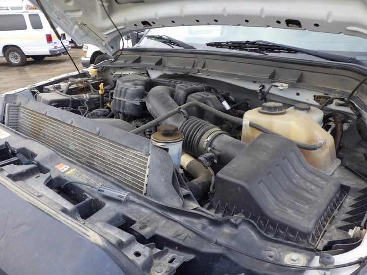 2016-ford-f350-image-8