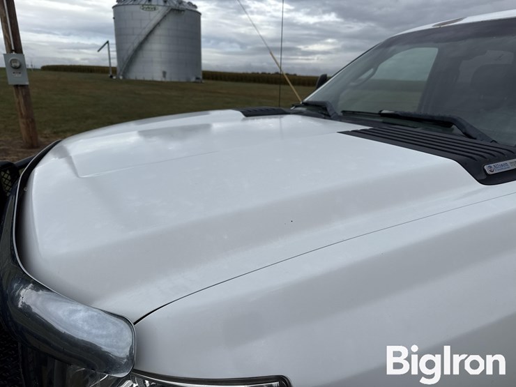 2010-chevrolet-silverado-3500-image-10