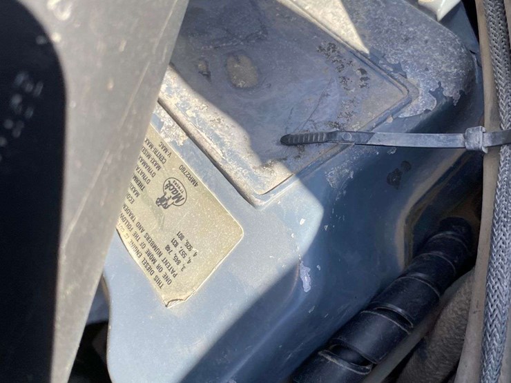 1995-mack-ch613-image-46