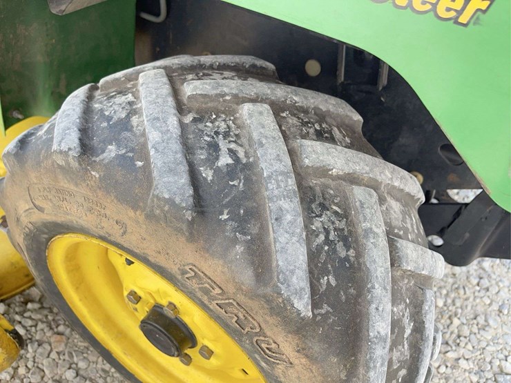 john-deere-425-image-17