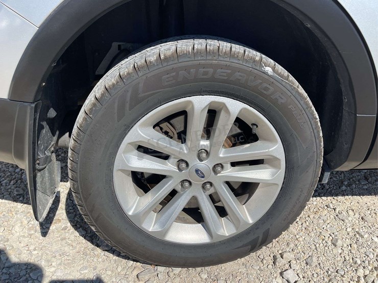 2013-ford-explorer-image-20