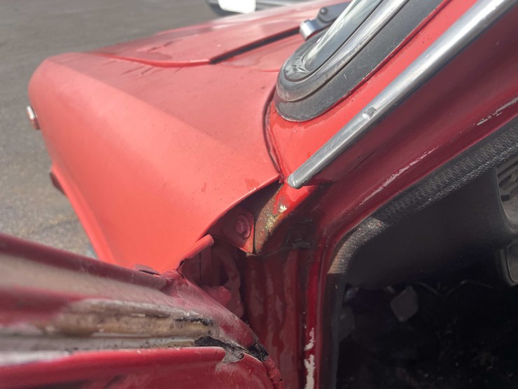 #1374-•-1976-chevrolet-luv-4x4-(has-wi-title)-(of)-image-95