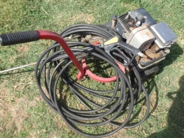 gas-powered-powder-washer-image-2