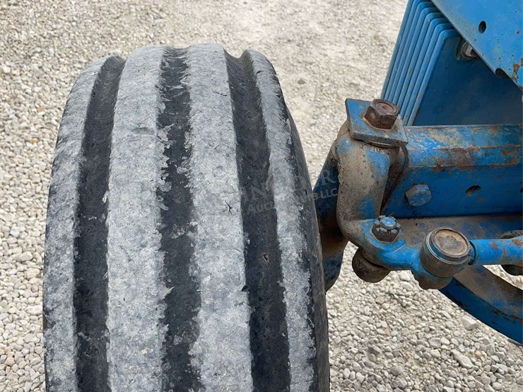 ford-tractor-image-13