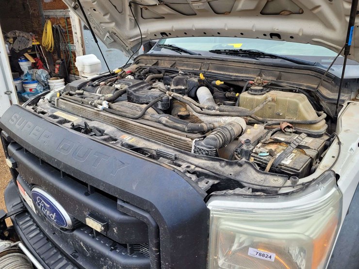 2016-ford-f550-image-13