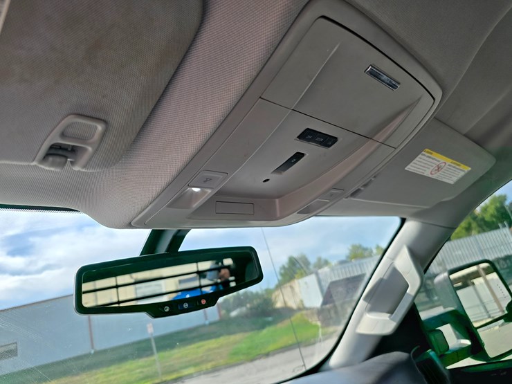 2017-gmc-sierra-3500-image-59