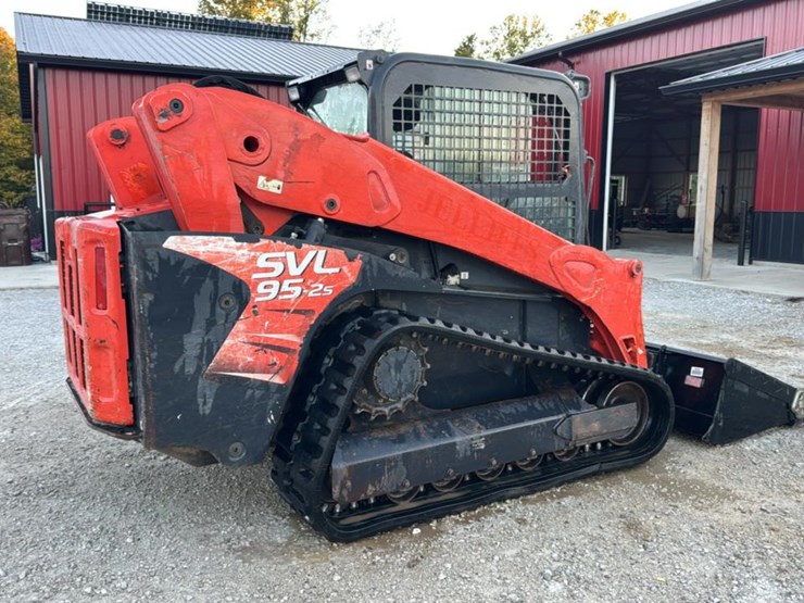 #1100-•-2018-kubota-svl95-2-skid-steer-image-9