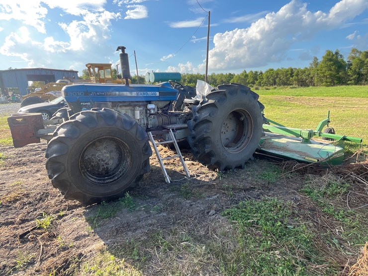 new-holland-8010-image-7