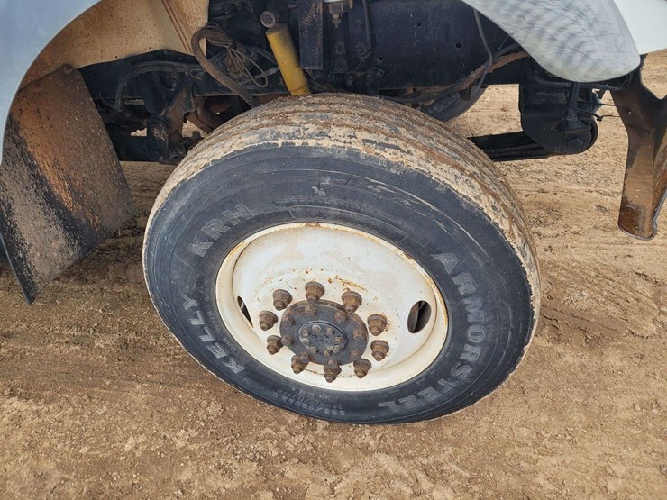 2004-international-7300-image-19