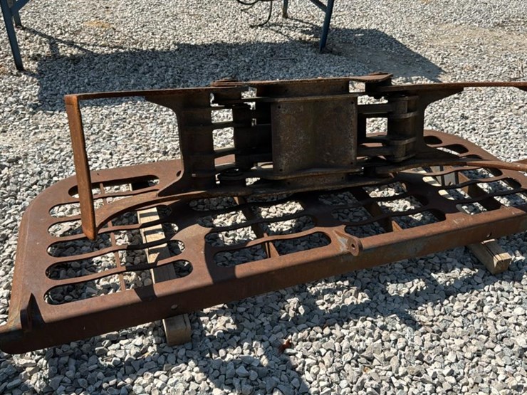 2003-timberpro-tf820e-image-72