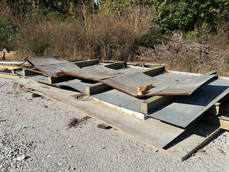 #4714-•-16’x16’-clemco-abrasive-blast-room-image-21