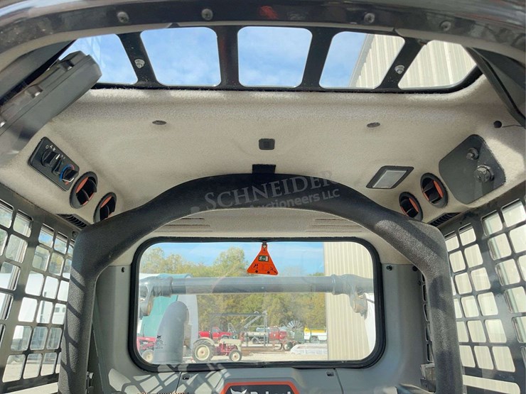 2022-bobcat-t66-image-28