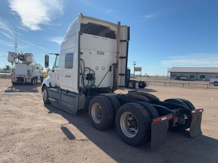 2017-international-prostar-image-4