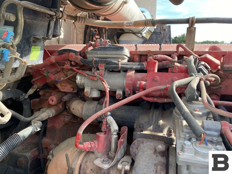 2013-kenworth-t800-image-53