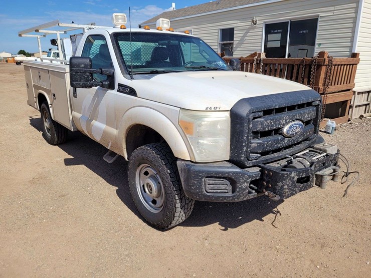 2011-ford-f350-image-4