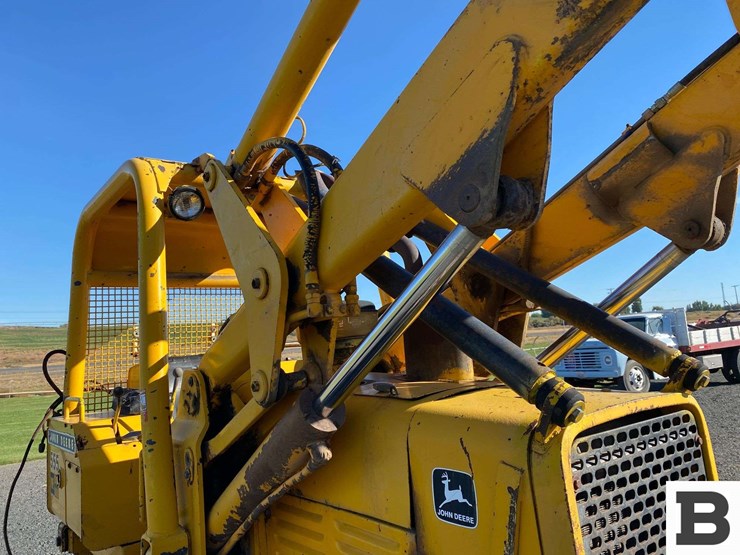 john-deere-555-image-45