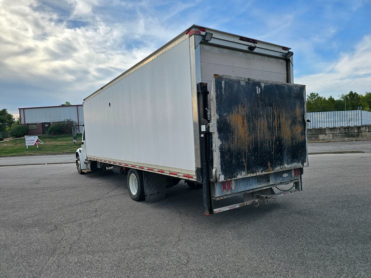 #22329-•-2014-freightliner-m2-106-box-truck-image-21