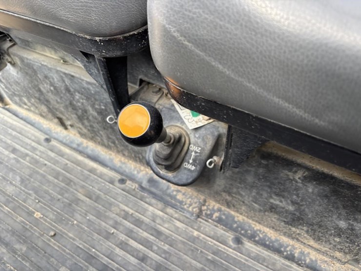 2019-kubota-rtvx1140-image-18