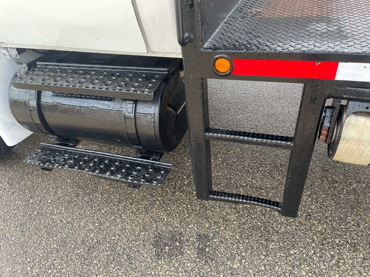 2003-international-durastar-4300-image-35