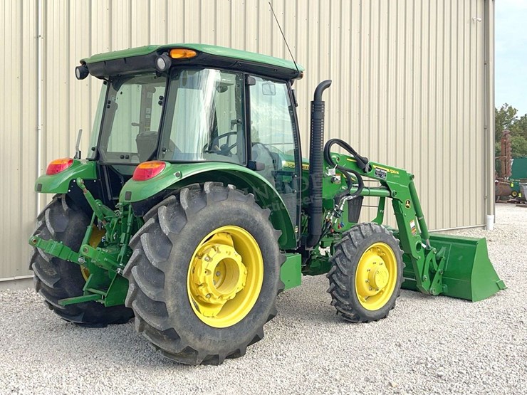 2022-john-deere-5065e-image-5