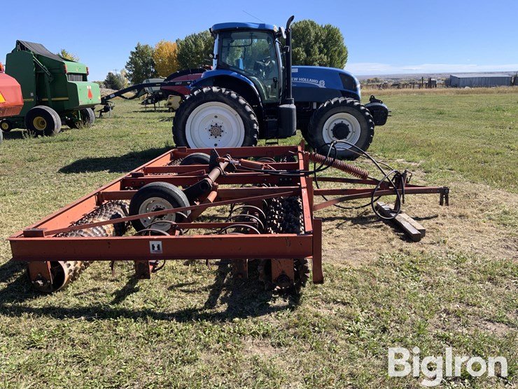 international-315-image-4