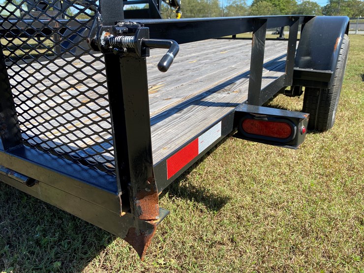 #32-•-#121-•-ngt-15-foot-utility-trailer-with-gate-image-8