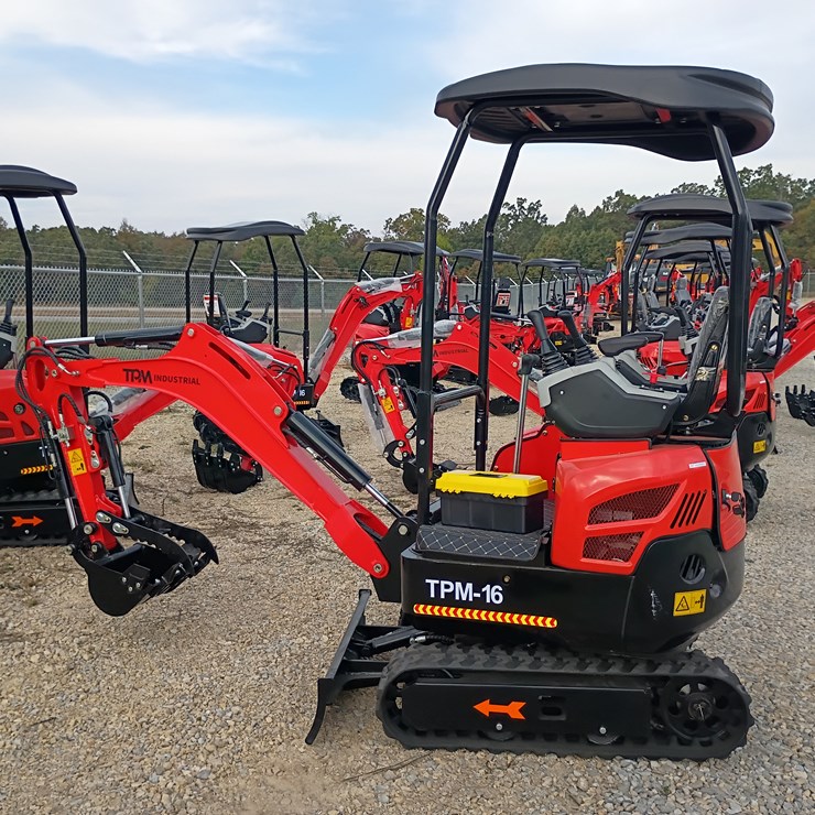 #L57-008 • 2025 TPM-16 Mini Excavator (gasoline)